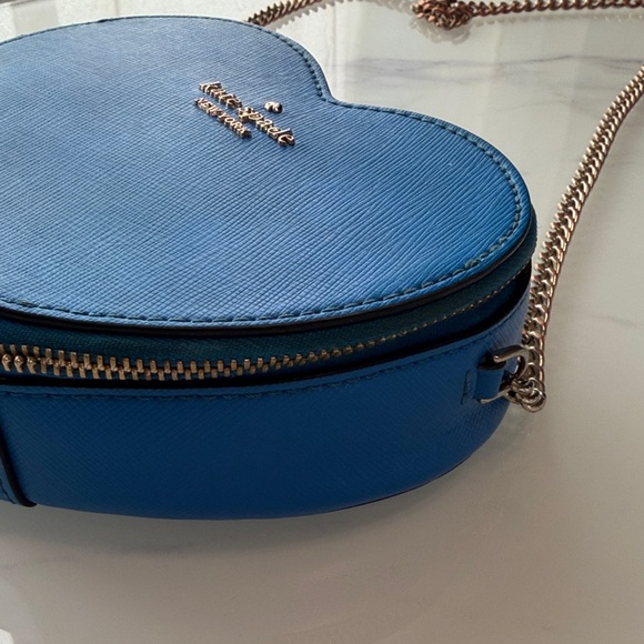 Kate Spade Vibrant Blue Heart Mini Bag as is - Picture 3 of 8